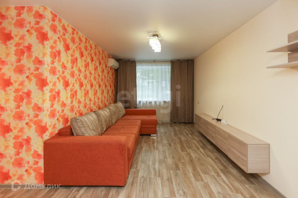 Сдаётся 3-комнатная квартира, 56.7 м²