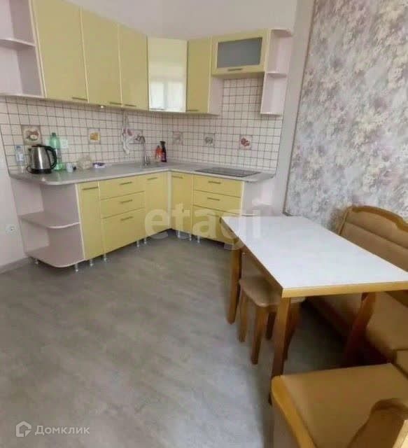 Сдаётся 1-комнатная квартира, 45 м²