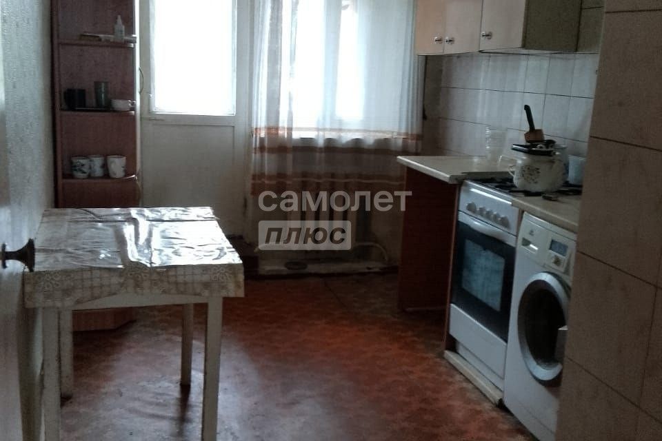 Продаётся 3-комнатная квартира, 60 м²