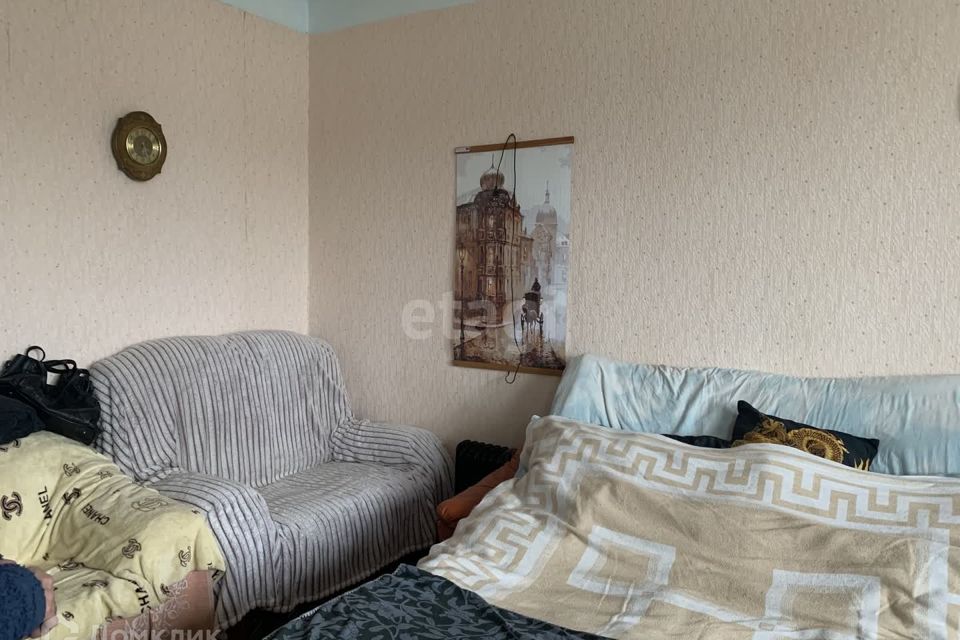 Продаётся комната в 4-комн. квартире, 43.8 м²