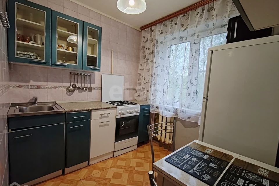 Продаётся 3-комнатная квартира, 56.9 м²