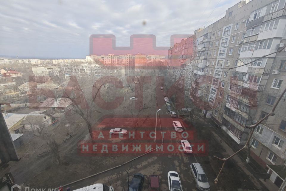 Продаётся 4-комнатная квартира, 70 м²