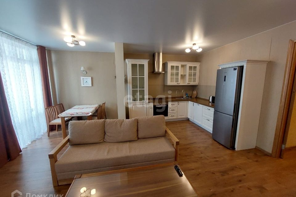 Сдаётся 1-комнатная квартира, 80 м²