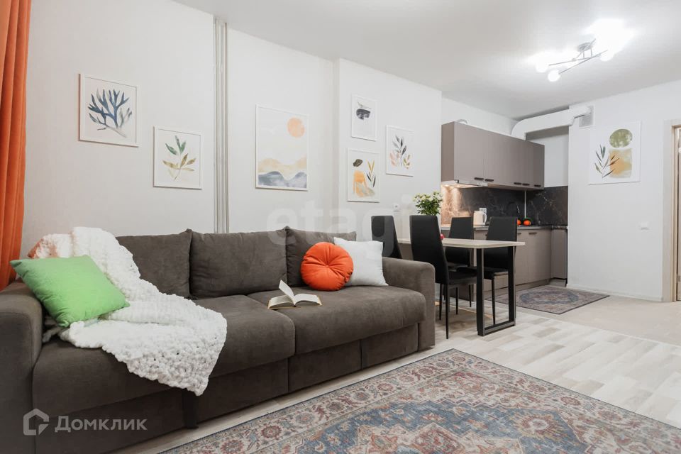 Продаётся 1-комнатная квартира, 50 м²