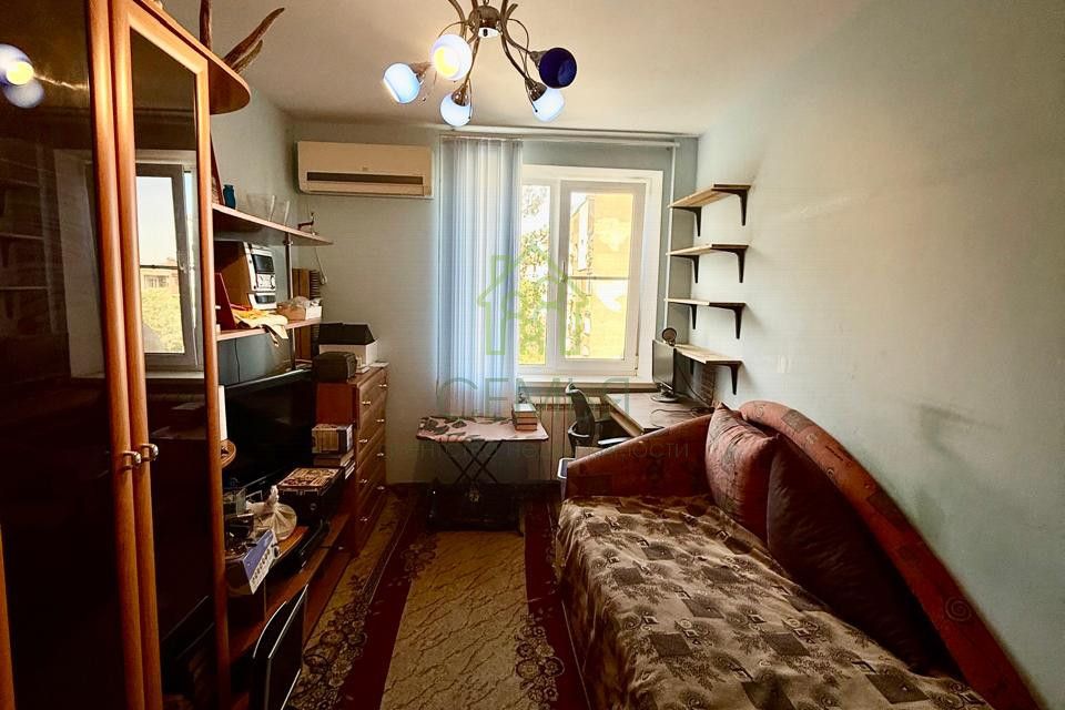 Продаётся комната в 4-комн. квартире, 11.3 м²