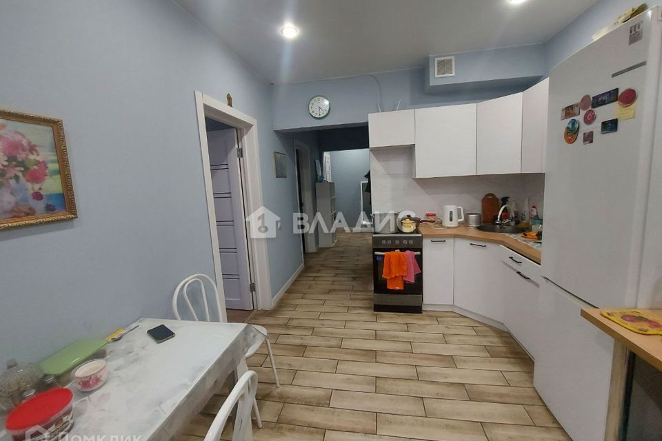Продаётся 2-комнатная квартира, 55.7 м²