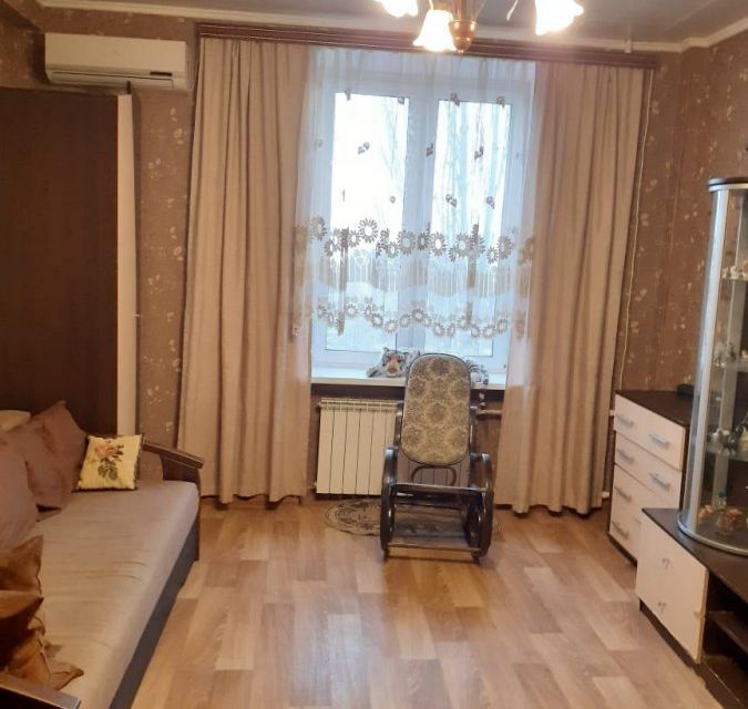 Продаётся 1-комнатная квартира, 40.7 м²