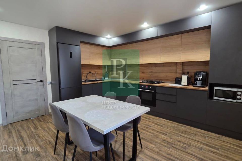 Продаётся 2-комнатная квартира, 62.5 м²