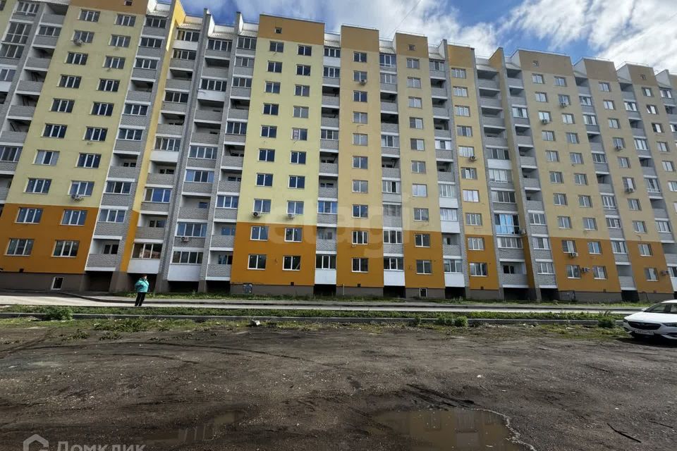 Продаётся 1-комнатная квартира, 42.2 м²