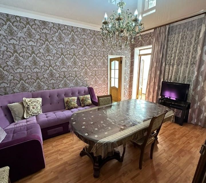 Продаётся 2-комнатная квартира, 57 м²