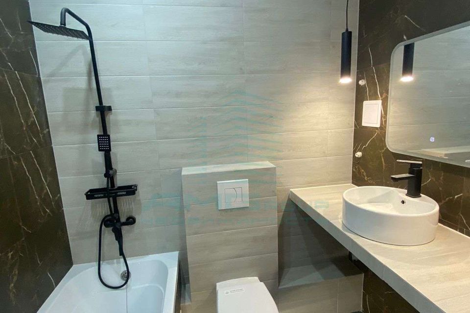Продаётся 1-комнатная квартира, 37 м²