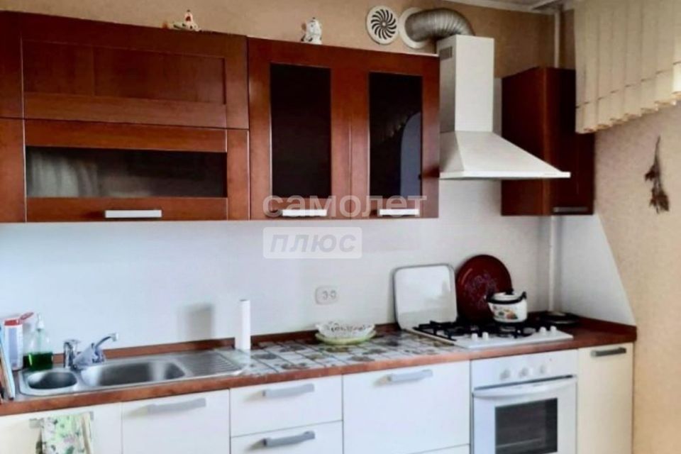 Продаётся 4-комнатная квартира, 80 м²