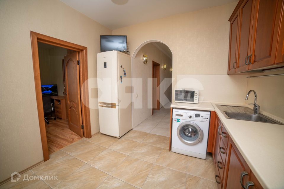 Продаётся 3-комнатная квартира, 82.4 м²