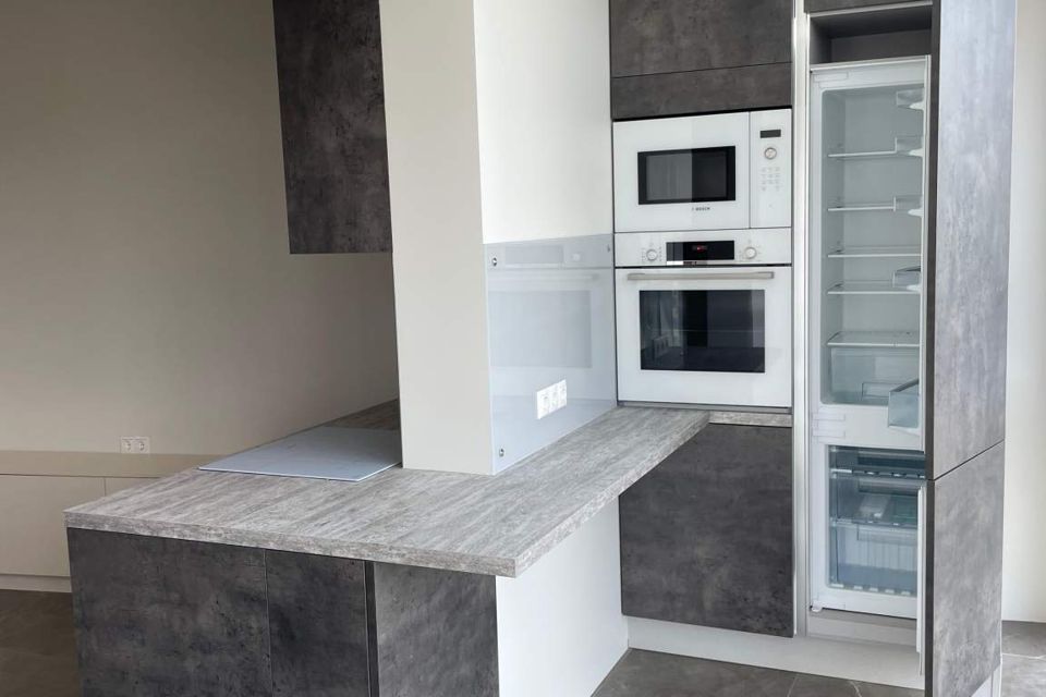 Сдаётся 3-комнатная квартира, 87.6 м²