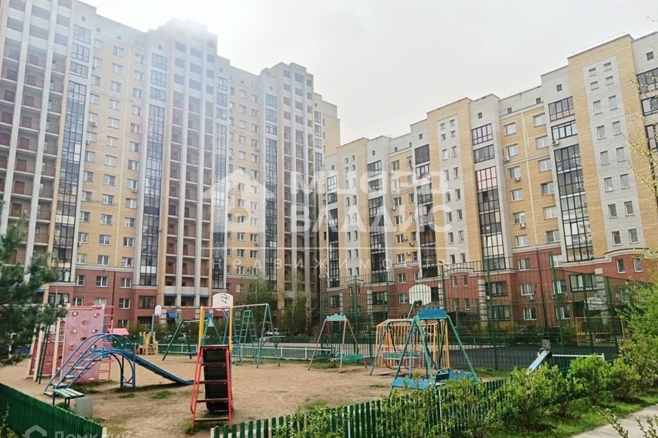 Продаётся 1-комнатная квартира, 42.3 м²