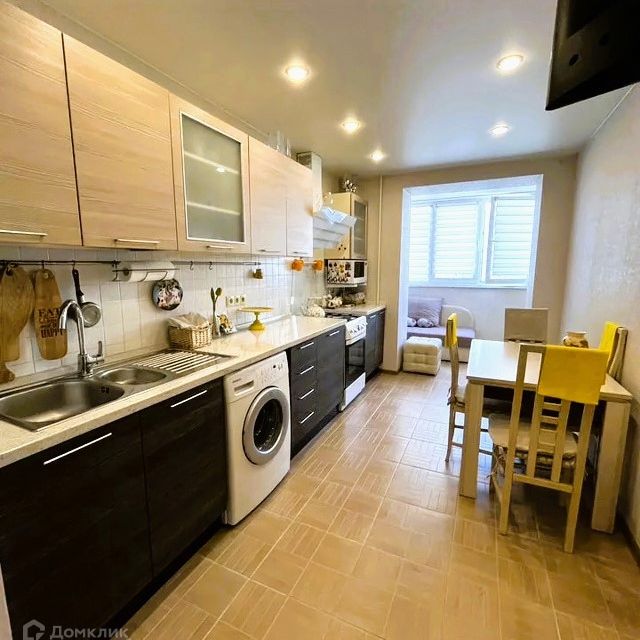 Продаётся 2-комнатная квартира, 59.8 м²