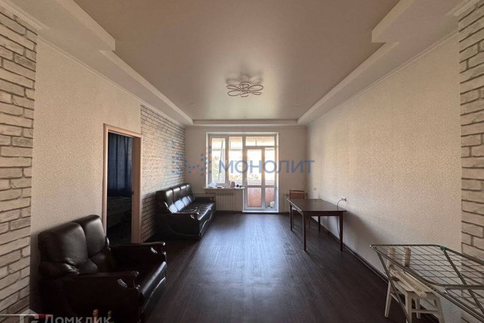 Продаётся 3-комнатная квартира, 81.8 м²