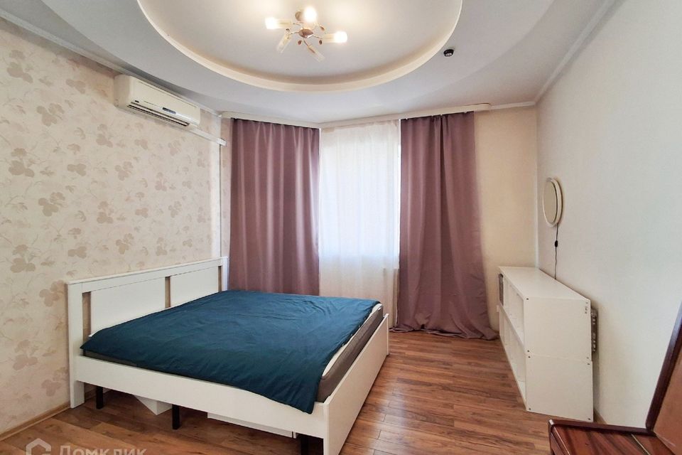 Сдаётся 2-комнатная квартира, 57 м²