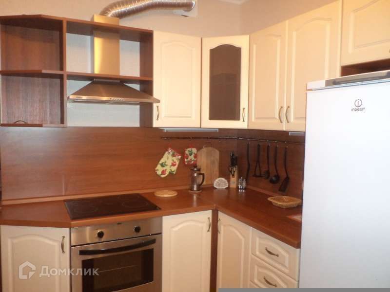 Сдаётся 1-комнатная квартира, 54 м²