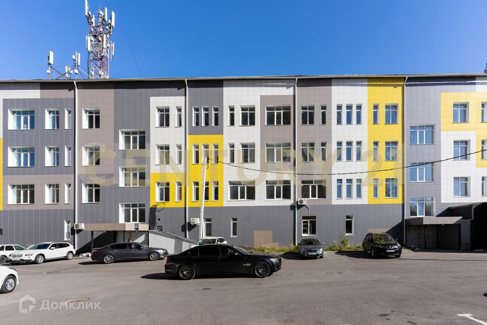 Продаётся 4-комнатная квартира, 105.2 м²