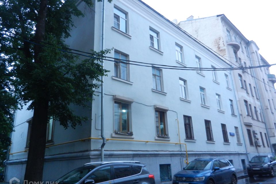 Продаётся комната в 1-комн. квартире, 20 м²