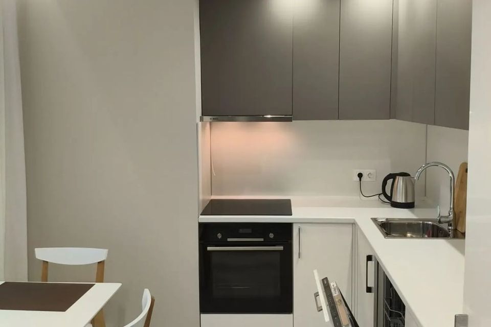 Сдаётся 1-комнатная квартира, 45.6 м²