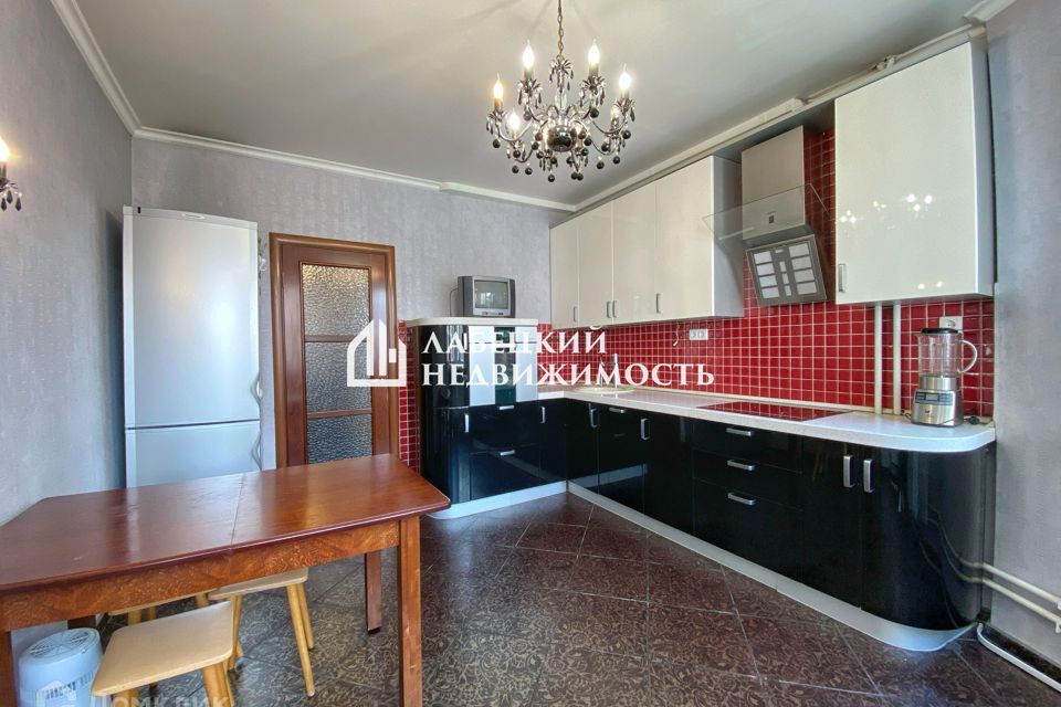 Продаётся 3-комнатная квартира, 76.3 м²
