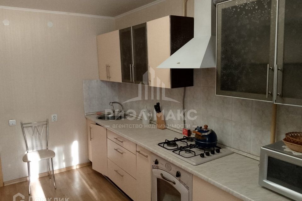 Сдаётся 1-комнатная квартира, 46 м²