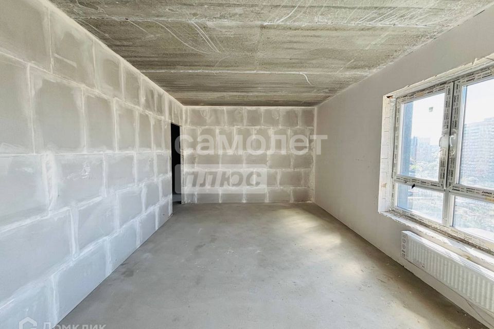 Продаётся 2-комнатная квартира, 60.9 м²