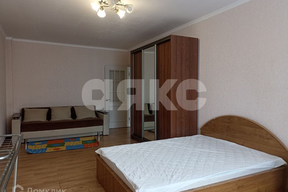Продаётся 1-комнатная квартира, 47 м²