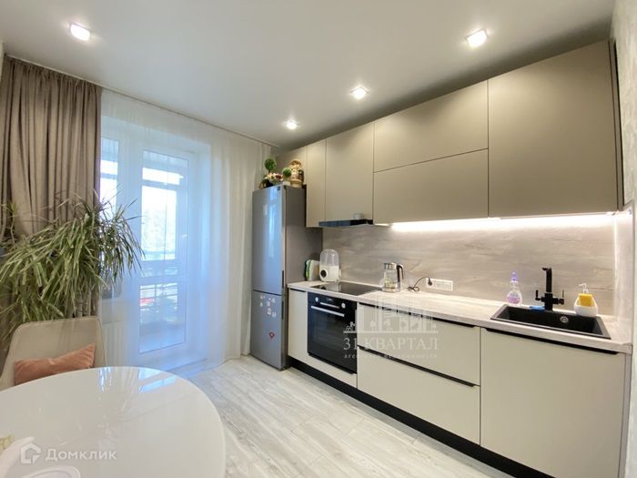Продаётся 1-комнатная квартира, 40.4 м²