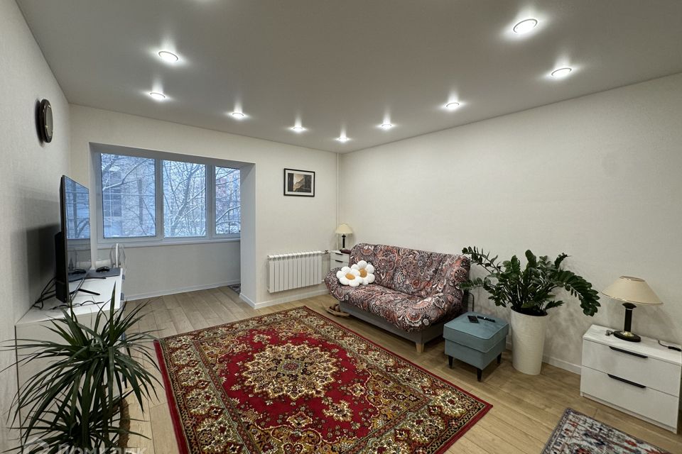 Продаётся 1-комнатная квартира, 39.6 м²