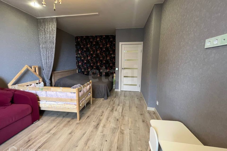 Продаётся 1-комнатная квартира, 47 м²
