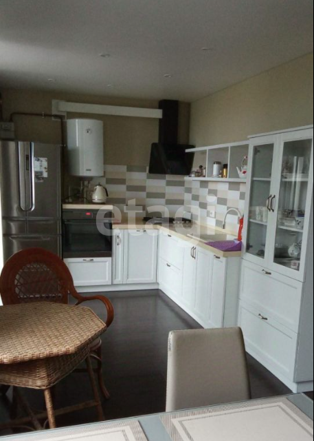 Продаётся 3-комнатная квартира, 70 м²