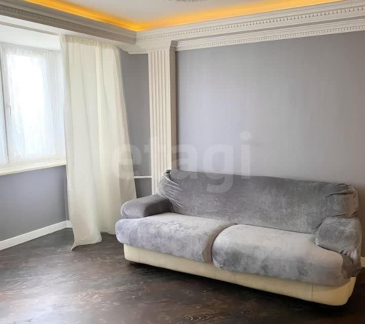 Продаётся 3-комнатная квартира, 90.8 м²