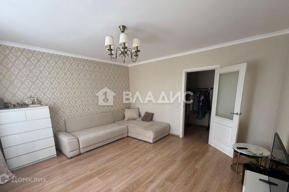 Продаётся 1-комнатная квартира, 40.8 м²