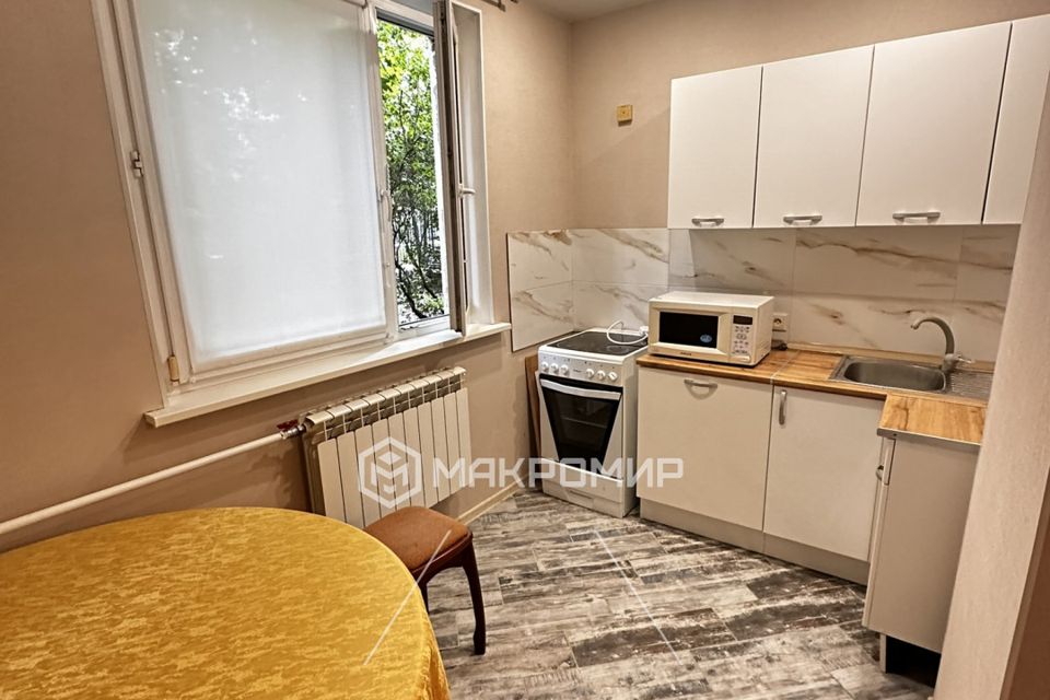 Продаётся 1-комнатная квартира, 37.2 м²