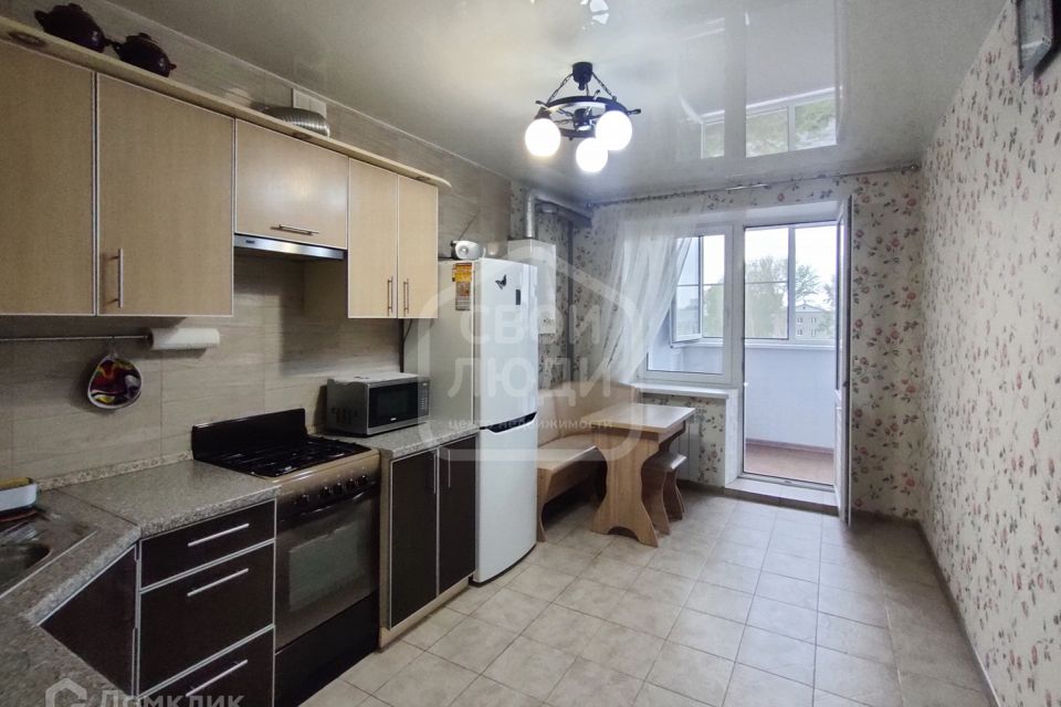 Сдаётся 1-комнатная квартира, 42 м²