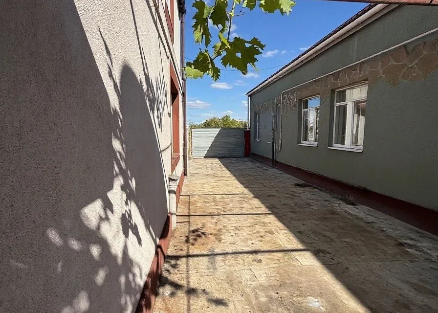 Продаётся 2-этажный дом, 182.4 м²