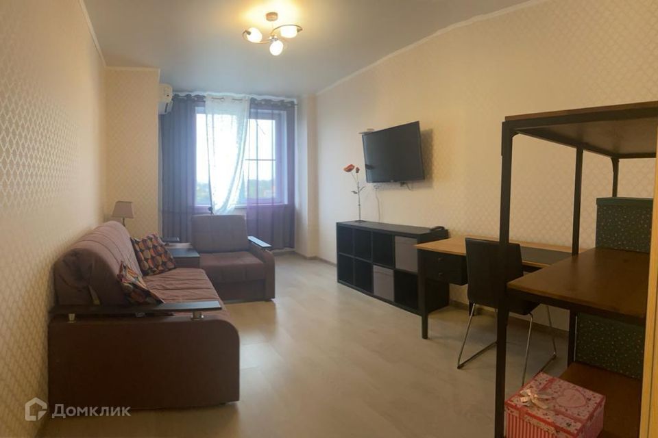 Сдаётся 1-комнатная квартира, 43 м²