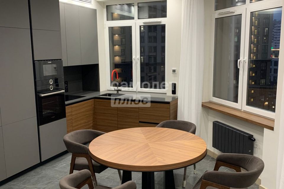 Продаётся 3-комнатная квартира, 95 м²