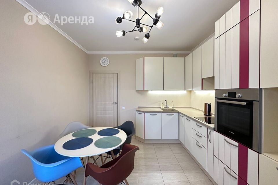 Сдаётся 2-комнатная квартира, 62 м²