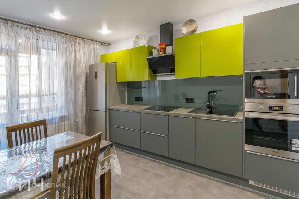 Продаётся 2-комнатная квартира, 54.4 м²