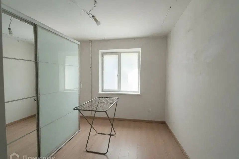 Продаётся 4-комнатная квартира, 79.8 м²