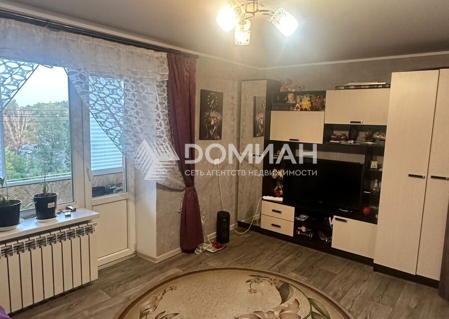 Продаётся 2-комнатная квартира, 43.8 м²