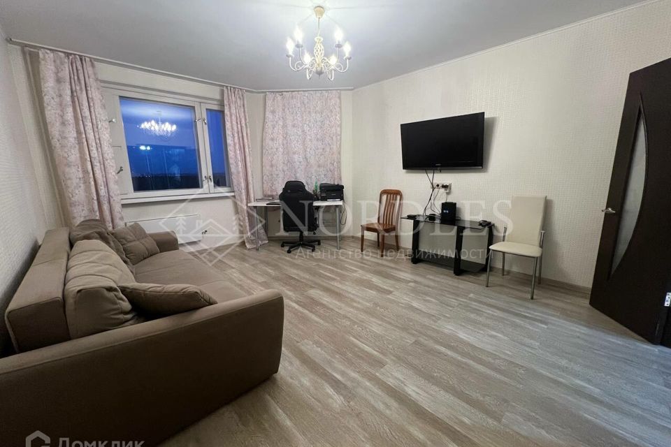 Продаётся 2-комнатная квартира, 60.5 м²