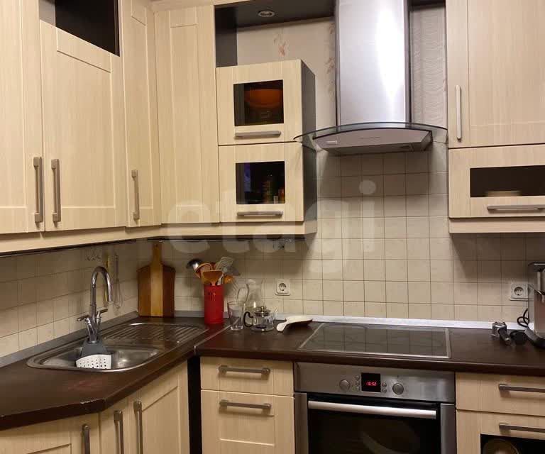 Продаётся 3-комнатная квартира, 70 м²