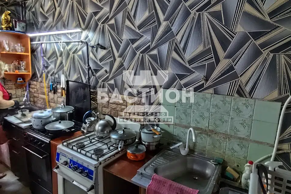 Продаётся комната в 4-комн. квартире, 78 м²