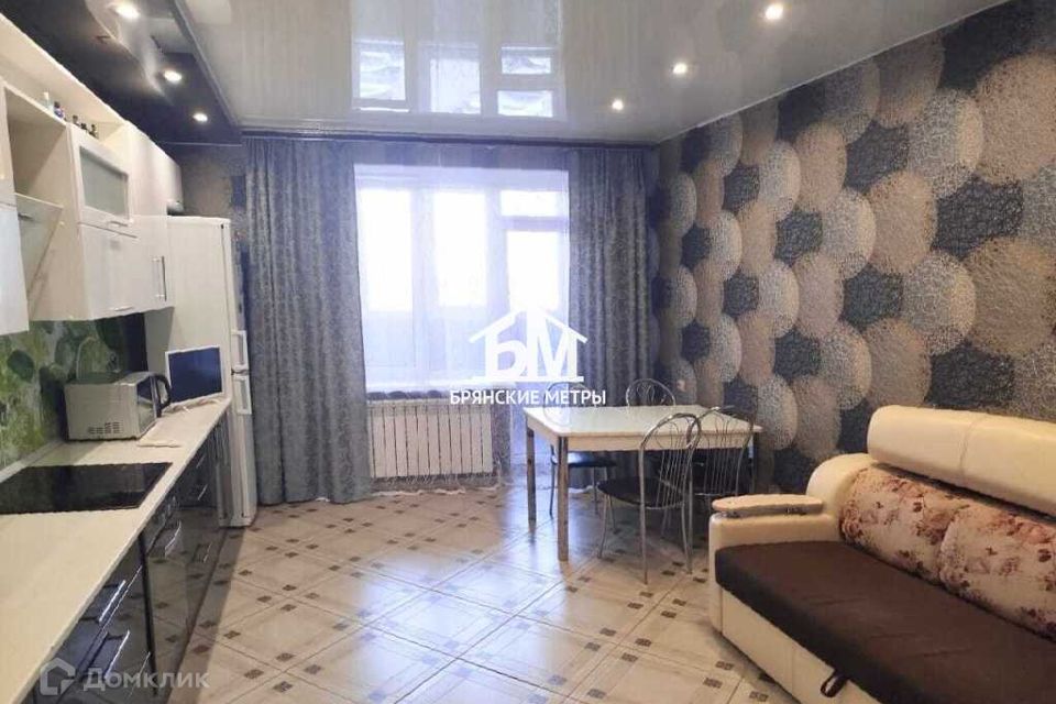 Продаётся 1-комнатная квартира, 59.8 м²