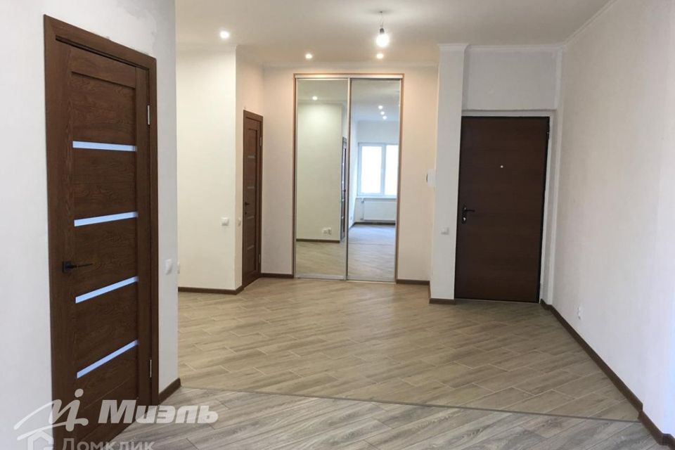 Продаётся 1-комнатная квартира, 43.7 м²